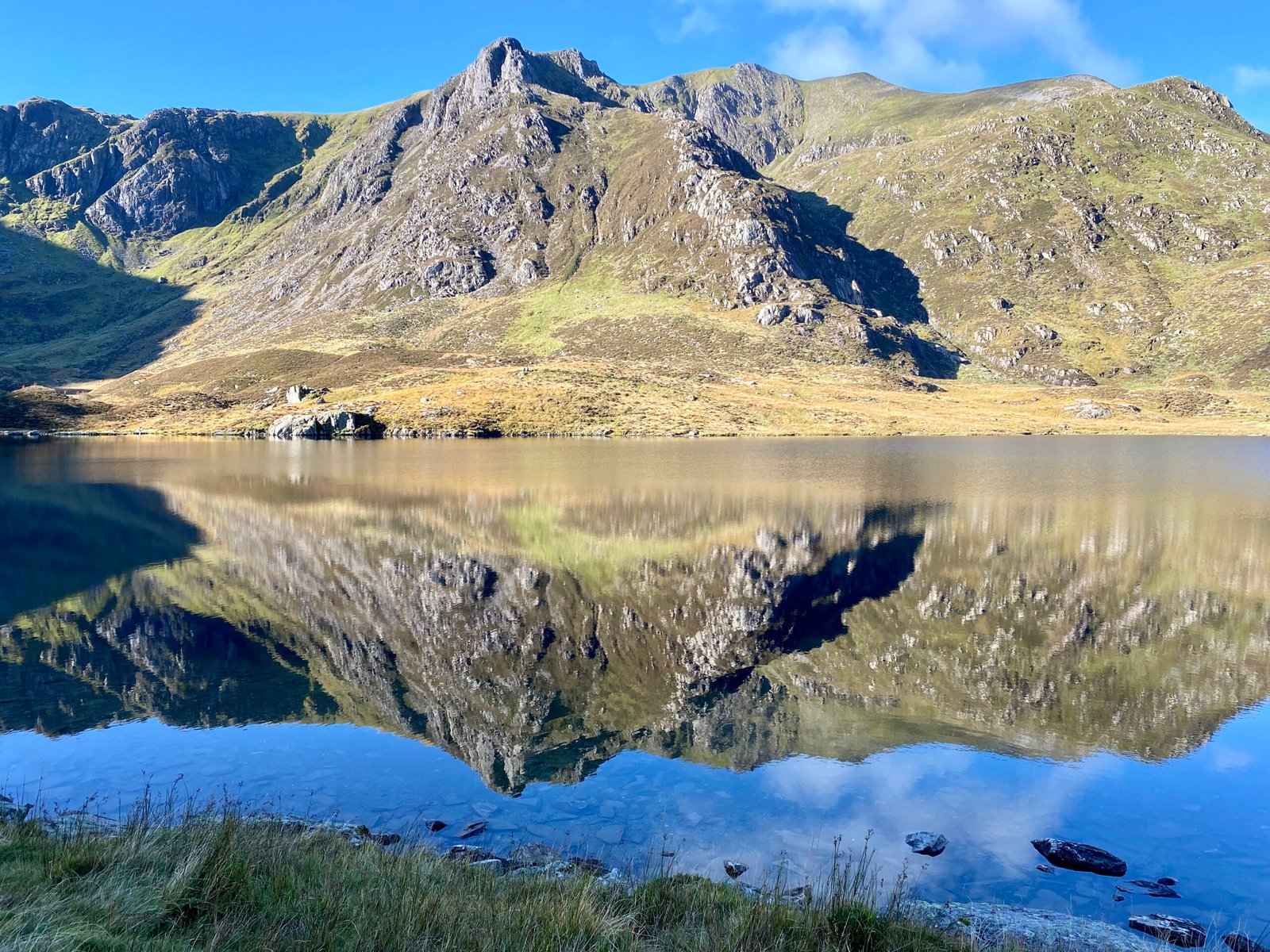 Rock and Moor - Eryri Snowdonia Mountain Hiking Scrambling Rock Climbing